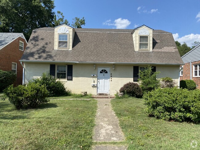 Building Photo - 3004 Douglasdale Rd Unit 1 Rental