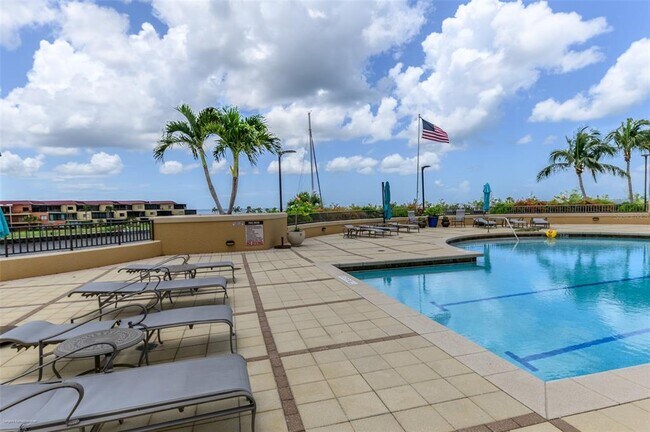 3313 Sunset Key Cir Unit 307