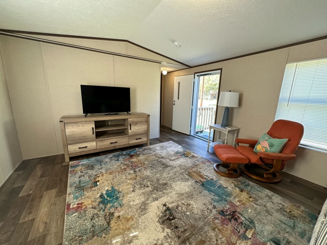 Photo - 7288 Brigadier Ave SW