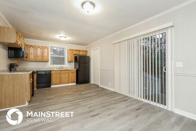 Photo - 768 Rowan Dr