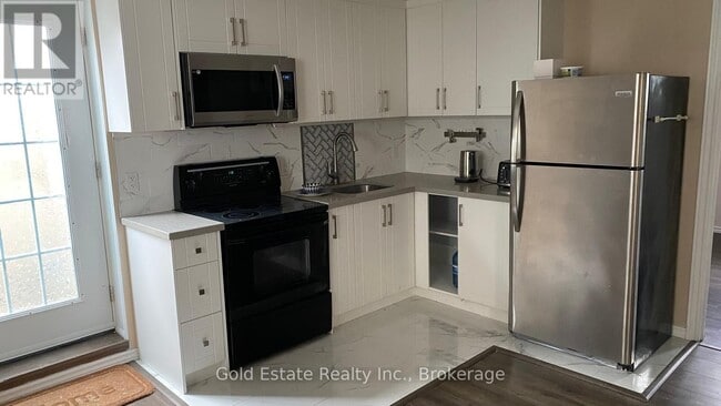 Photo - 207 Otterbein Rd