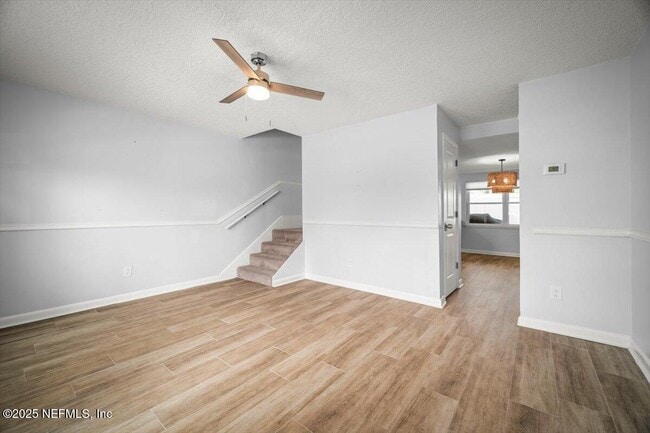 Photo - 1307 2nd St N