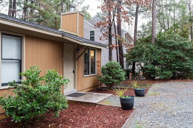 129 Forsyth Dr