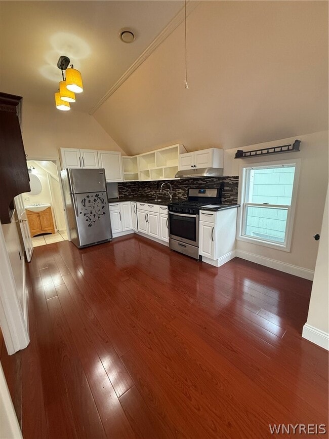 Photo - 27 Garfield St