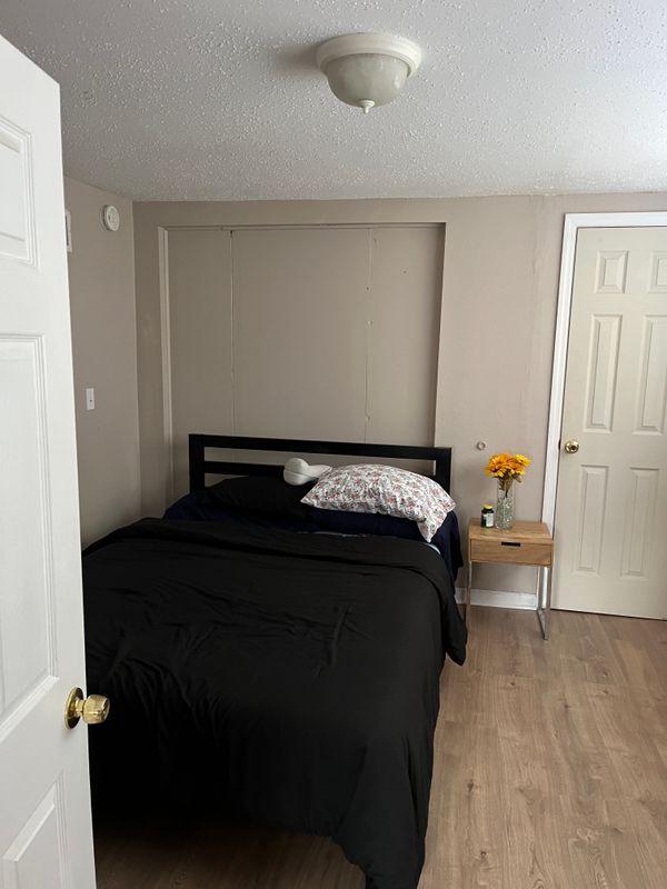 Photo - 2052 Navaho Ave