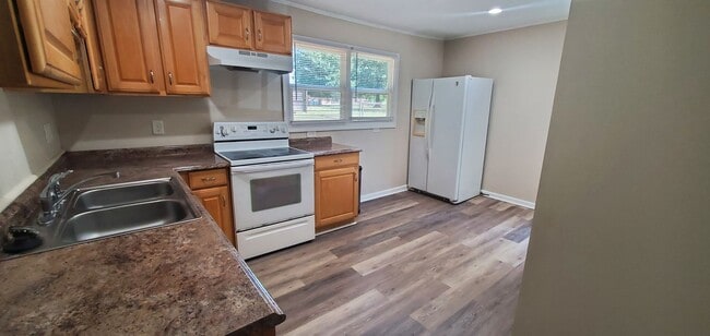 Photo - 14 Highland Ave SW