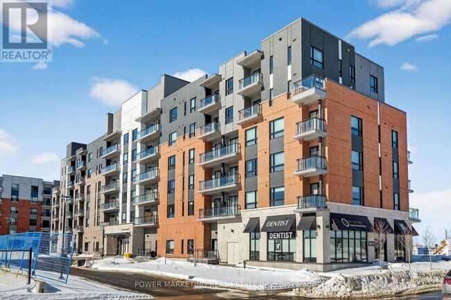 Photo - 1350 Hemlock Rd Unité 316