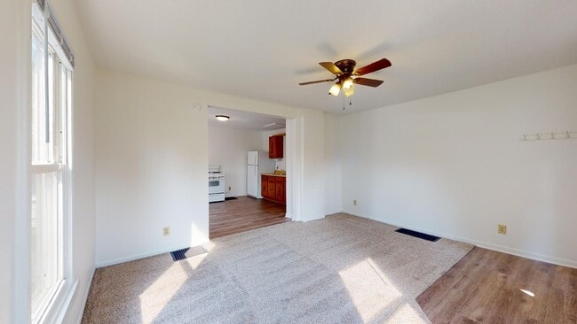 Photo - 921 Duff Ave Unit 3