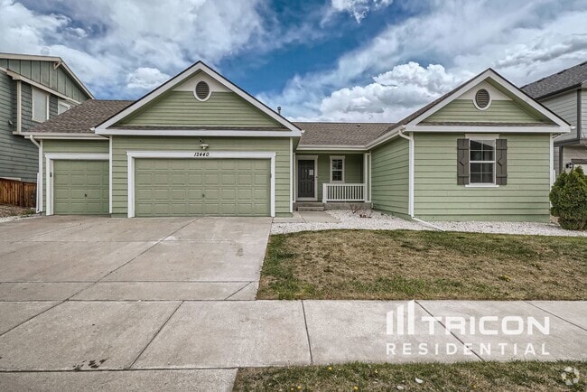 Building Photo - 12440 Village Cir Rental