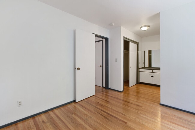 Photo - 2708 College Ave