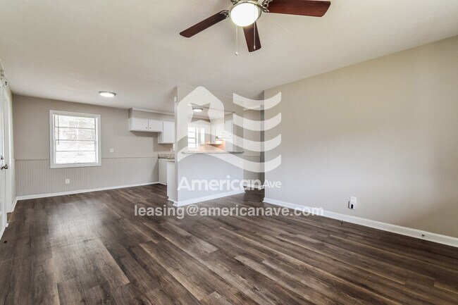 Photo - 5044 Gardiner Dr