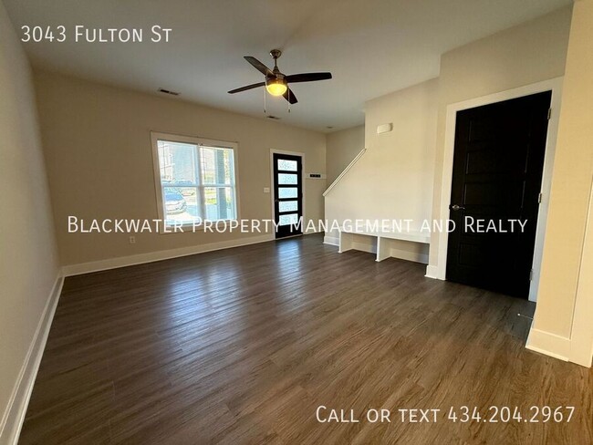 Photo - 3043 Fulton St