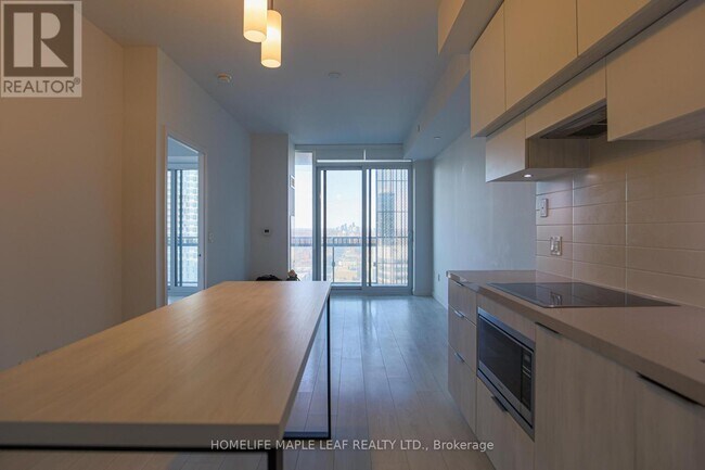 Photo - 8 Eglinton Ave E Unit 1506