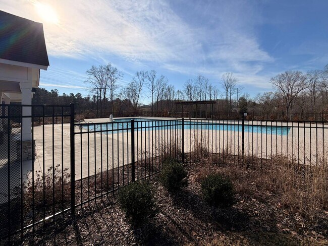 Photo - 400 Hazy Hls Ln