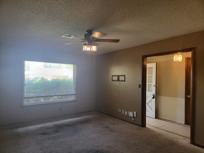 Photo - 2307 Quannah Dr