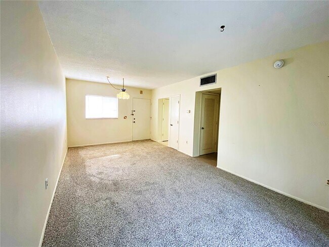 Photo - 2003 Greenbriar Blvd Unidad 4