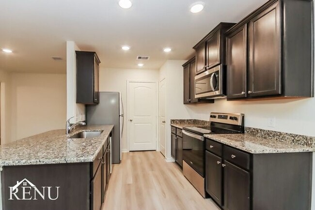 Photo - 10506 Sweetwater Creek Dr