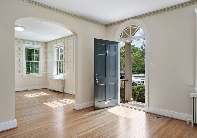 Photo - BEAUTIFUL COLONIAL HOME ON LIBBIE AVENUE B...