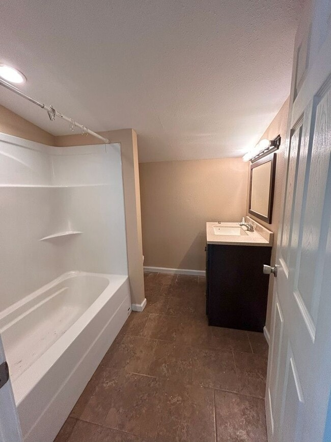 Photo - 26 Kurthwood Rd