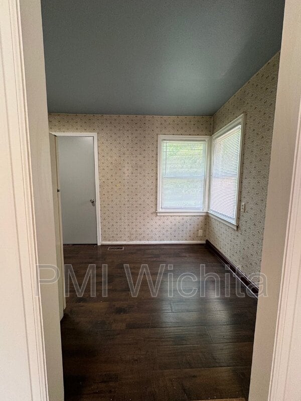 Photo - 2610 E Grail St