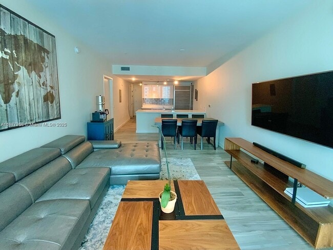 Building Photo - 1100 S Miami Ave Unit 2811 Rental