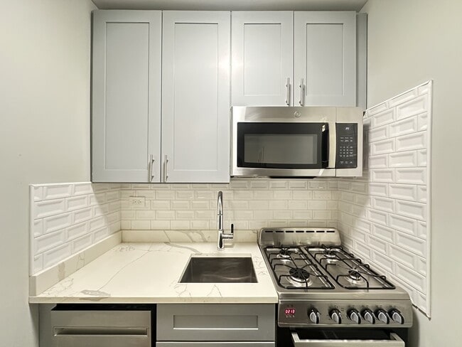 Photo - 510 W Belmont Ave Unidad J2