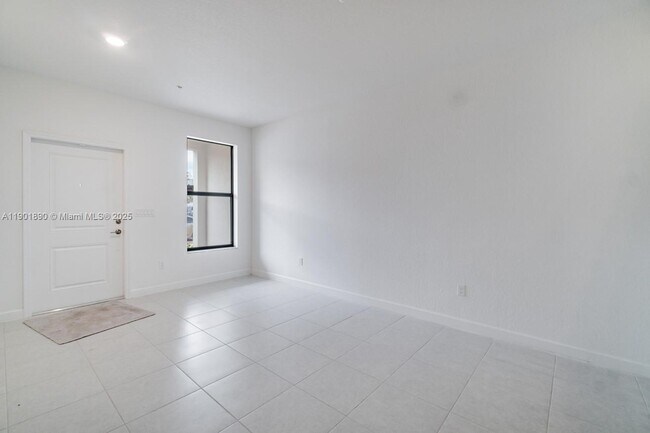 Photo - 207 SW 159th Ter