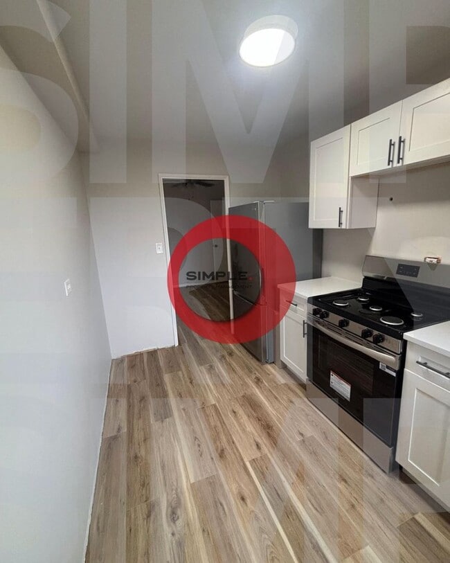 Photo - Great Location