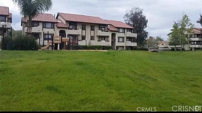 Building Photo - 18183 Sundowner Way Rental