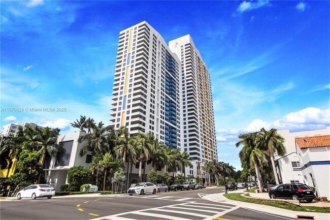 Building Photo - 1330 West Ave Unit 3201 Rental