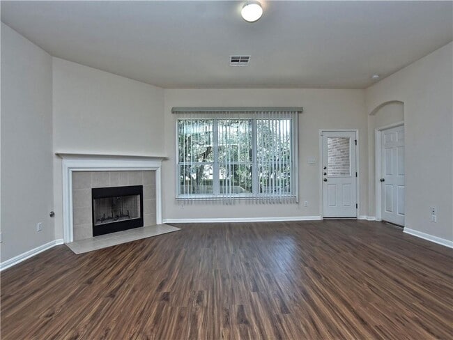 Photo - 104 S Gadwall Ln