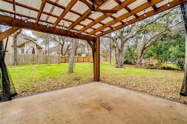 Photo - 7800 Lonesome Dove Cove