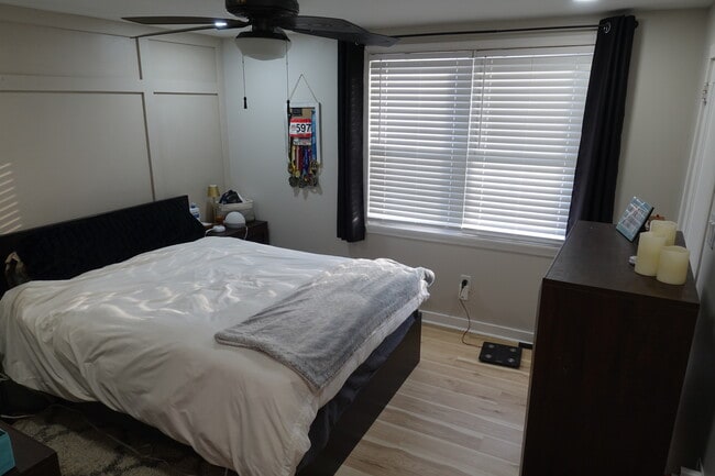 Master Bed - 829 3rd Ave