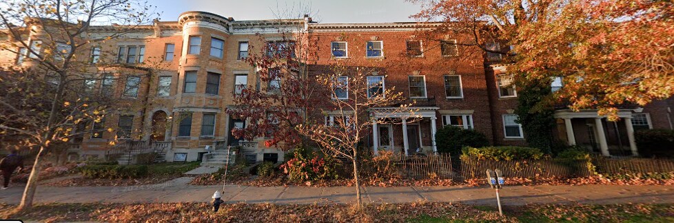 Photo - 1728 Beacon St Apartamentos