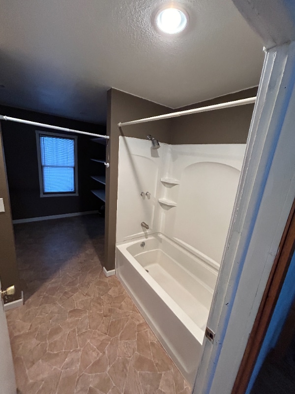 Photo - 220 Arnold Ave N