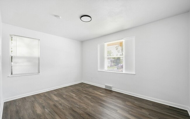 Photo - 4513 Rosewood Ave.