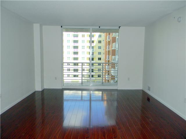 Photo - The Seabreeze Apartments