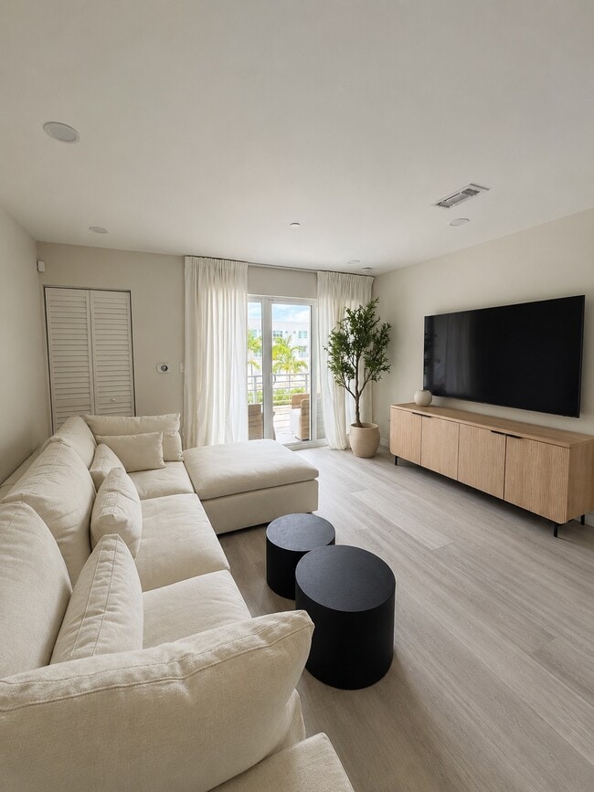 Photo - 2505 NE 193rd St Unit 4211
