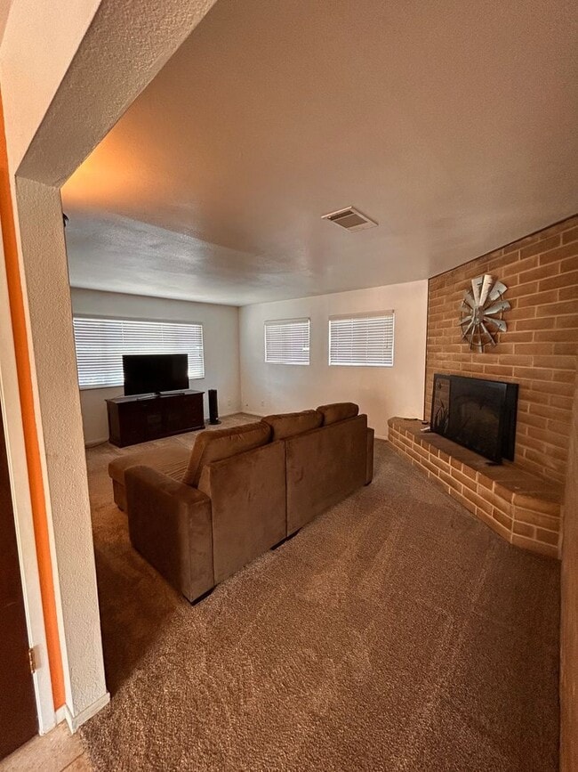 Photo - Beautiful Country Home for rent in Visalia