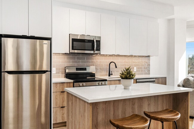 Photo - The Monterey