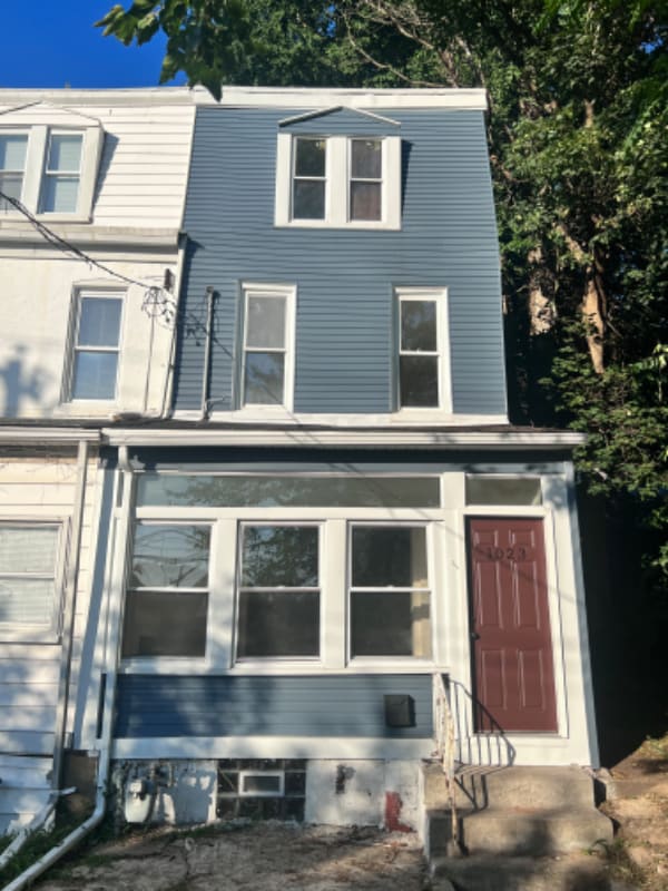 Photo - 1023 Main St