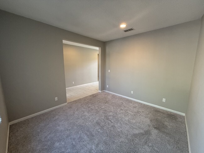 Photo - 6624 Yawkey Way NE