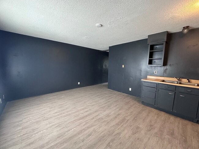 Photo - 504-3 Woodbury-