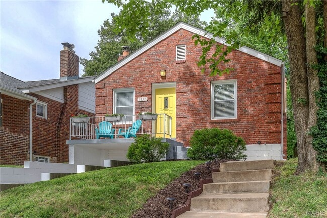 Photo - 1437 Collins Ave