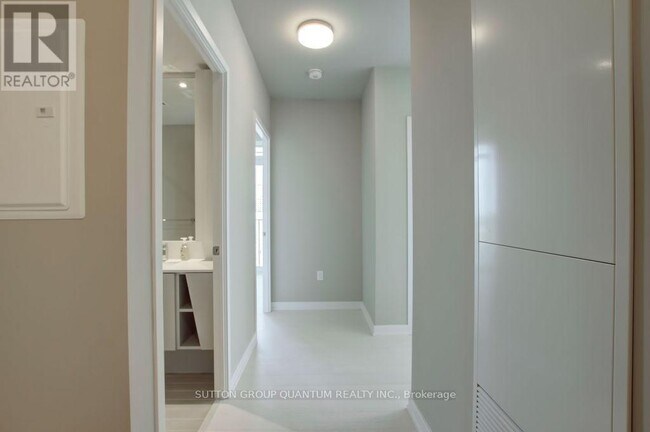 Photo - 3883 Quartz Rd Unit 1904