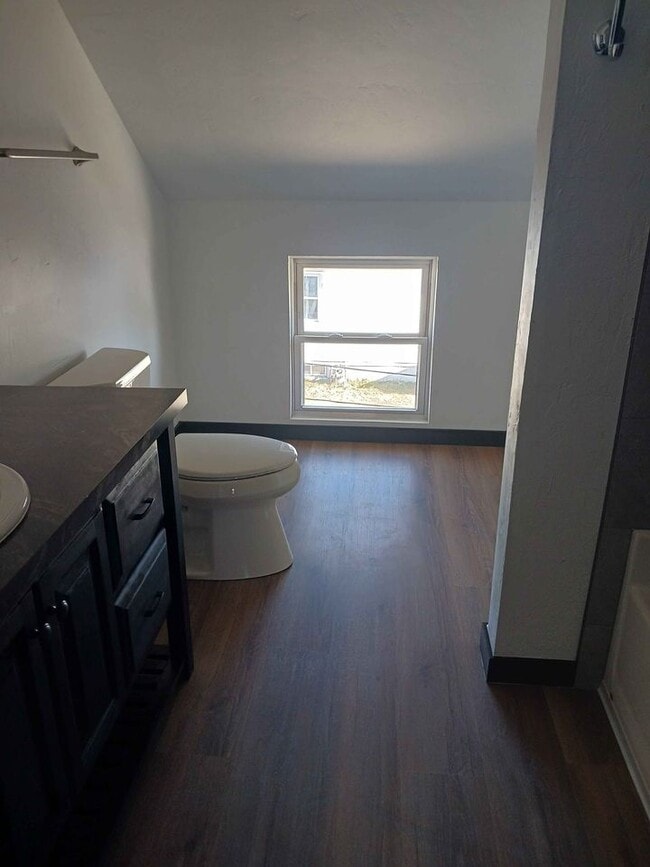 Photo - 1260 Day St Unidad 1260 Day Front