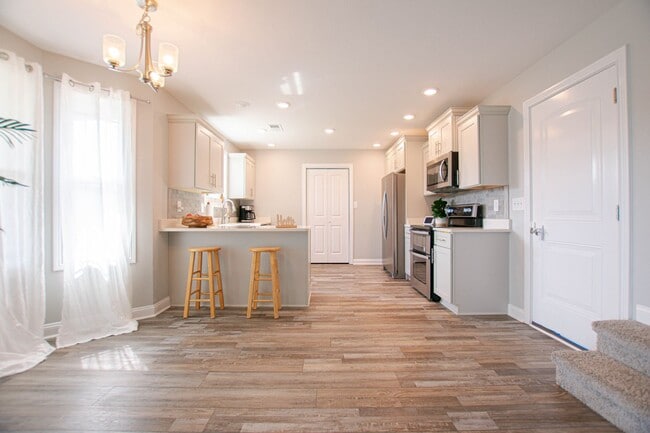 Photo - Pet Friendly Three Bedroom with Bonus!