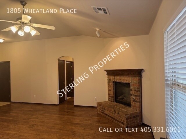 Photo - 1805 Wheatland Pl