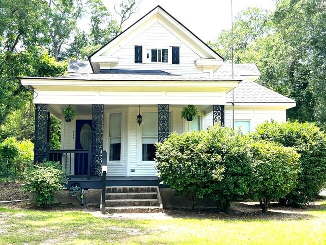 Building Photo - 108 S Farmerville St Unit Whole house rental
