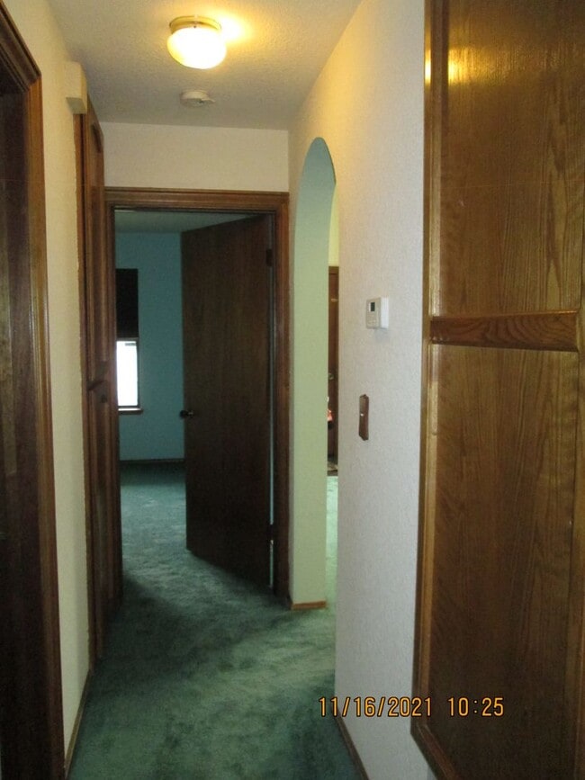 Photo - 527 N Washington St